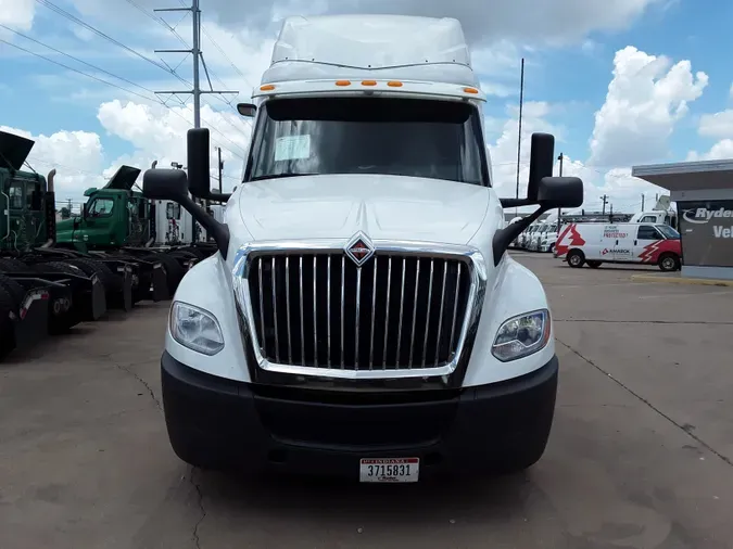 2019 NAVISTAR INTERNATIONAL LT625 SLPR CAB