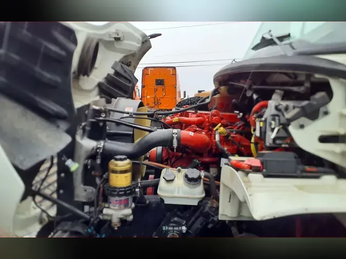 2018 FREIGHTLINER/MERCEDES M2 106