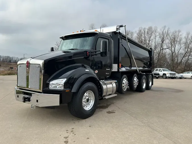 2026 Kenworth T880