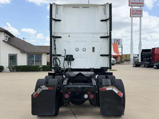 2023 International LT625a95278735dbb54b83303b95df967fb6f