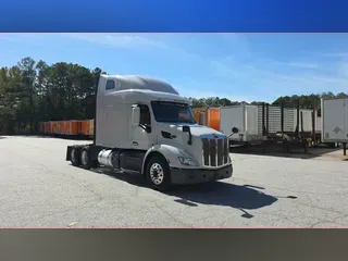 2021 Peterbilt 579
