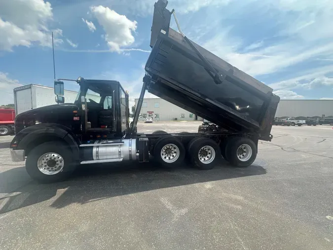 2019 International HX620