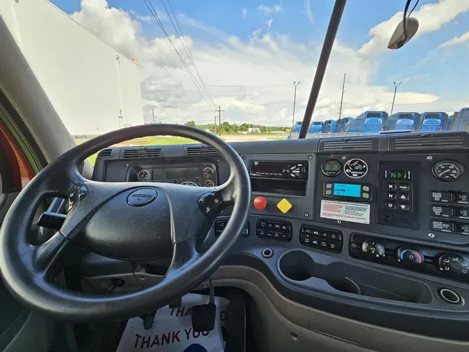 2020 Freightliner Cascadia
