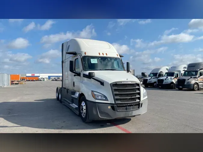 2023 Freightliner Cascadia 126a957b50bc23f043a30846a6fb5f33129