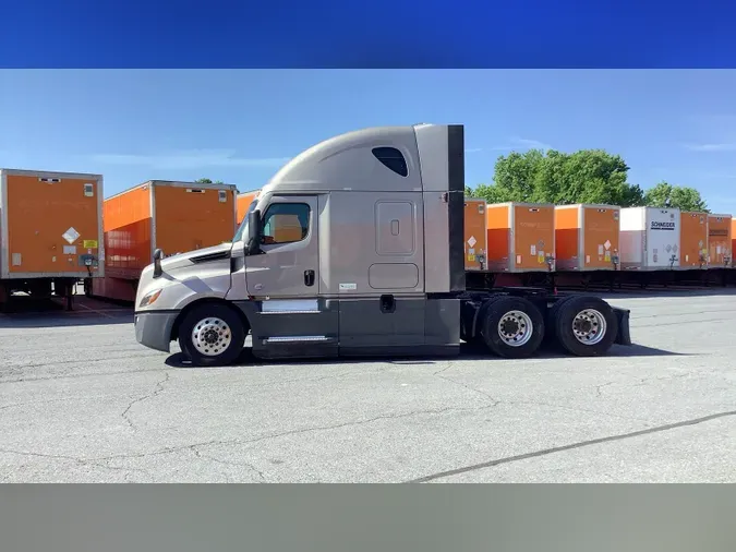 2024 Freightliner Cascadia 126a958187ae1b0aca041c1283469413f03