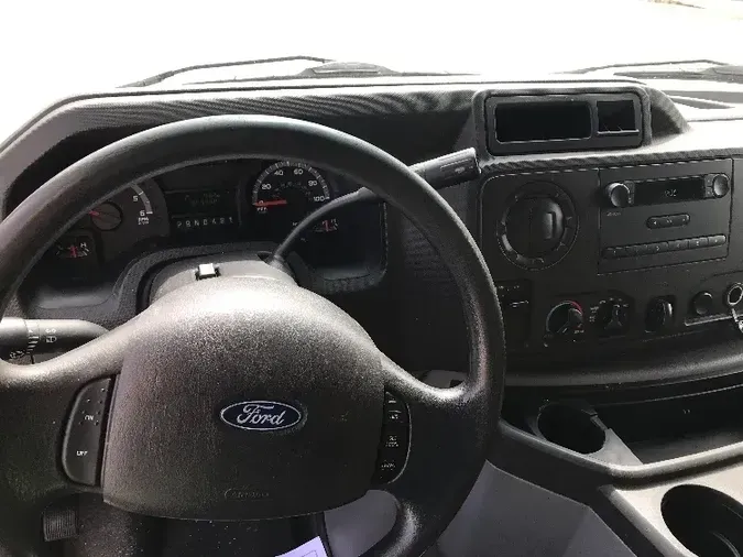 2019 Ford Motor Company E350