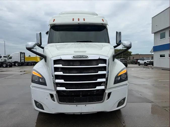 2020 Freightliner Cascadia 126a95a0c51e2beca97ab940b341d849dad