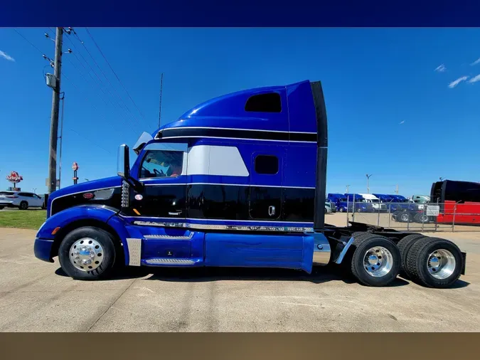 2020 Peterbilt 579a95a3511f9a2b89243ecccb12fbc1978