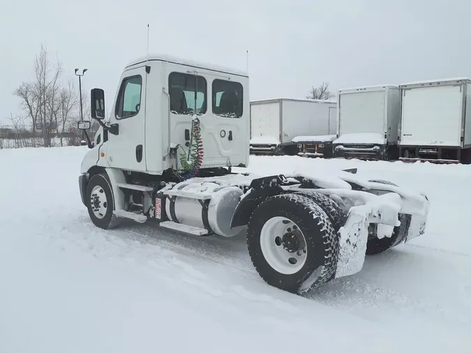2019 FREIGHTLINER/MERCEDES CASCADIA 113