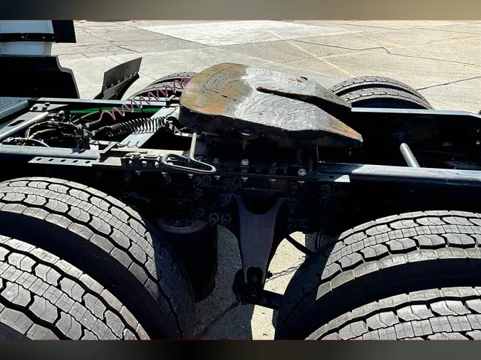 2022 INT LT625 6x4
