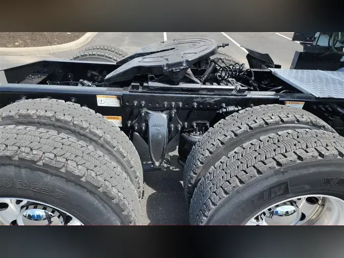 2020 FREIGHTLINER CA126