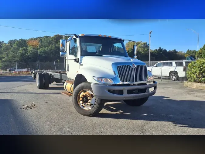 2020 NAVISTAR INTERNATIONAL MV607 (4X2)