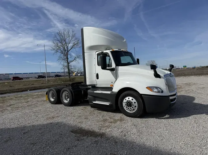 2021 International LT625