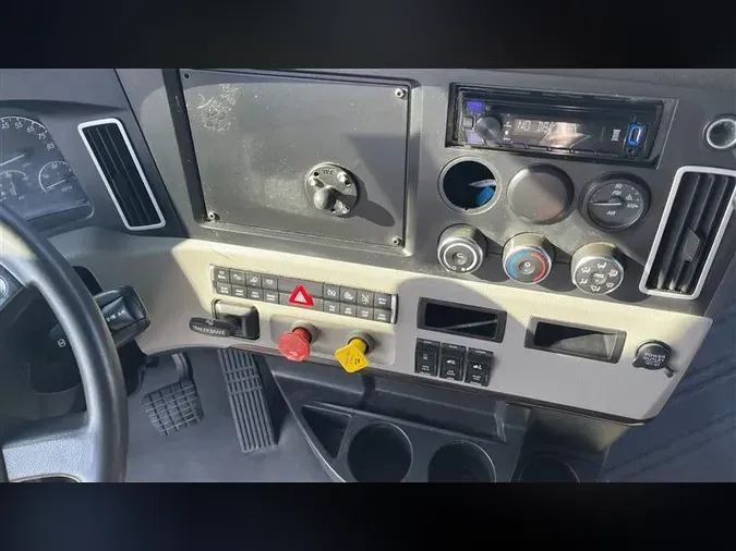 2020 FREIGHTLINER CA126a95fabee5722ad50f9b846e2e719fd9e