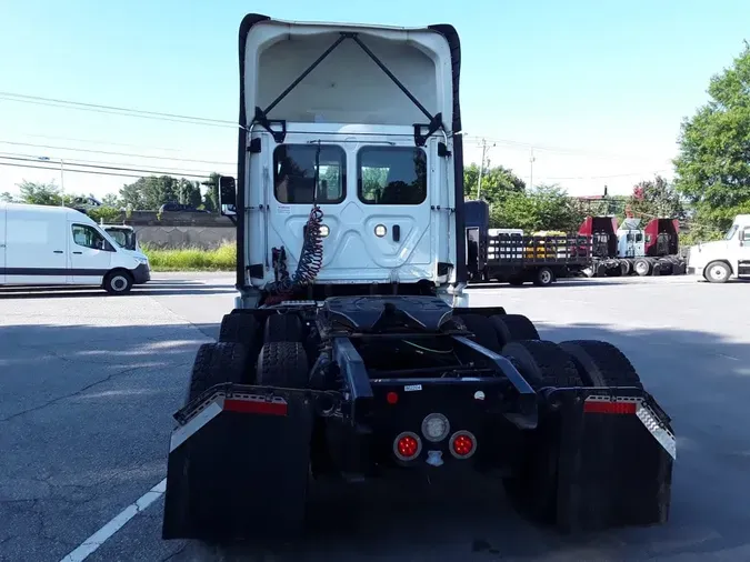 2019 FREIGHTLINER/MERCEDES CASCADIA 125a9623481b4102c4e2bf4bb111c8f7337