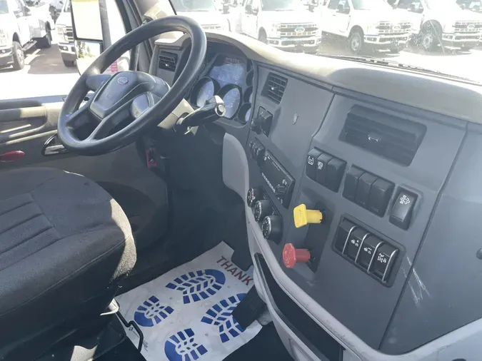 2021 Peterbilt 579