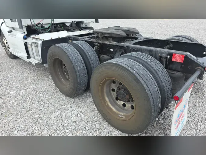 2020 Volvo VNL300a96345c47ca17811db8e0e61b6d9b16b