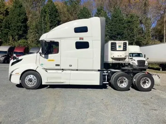 2023 Volvo VNL760