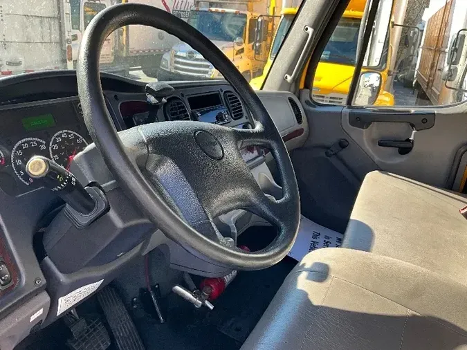 2018 Freightliner M2