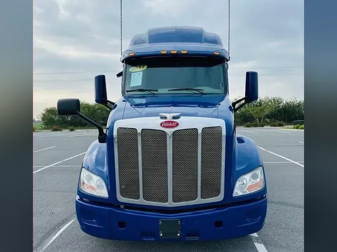 2022 Peterbilt 579a9648b7da885d2ad3bc7ec83ef8c67b4