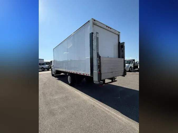 2019 FREIGHTLINER/MERCEDES M2 106