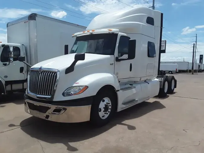 2019 NAVISTAR INTERNATIONAL LT625 SLPR CABa9656f904168aa0419b88ade22fea740