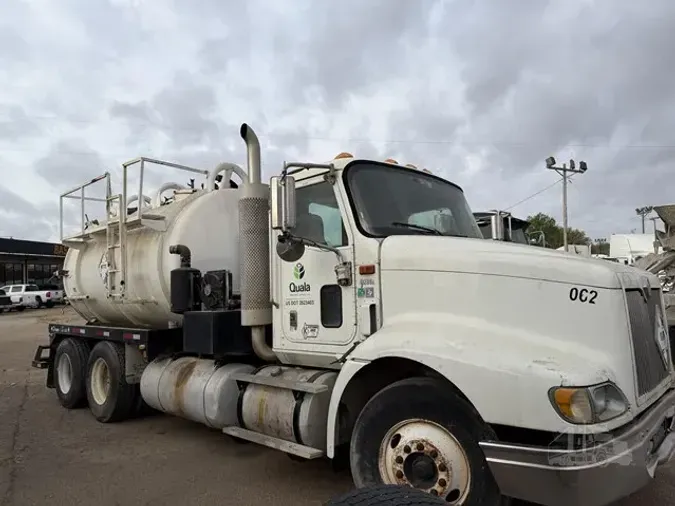 2003 INTERNATIONAL 9200