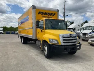 2018 HINO TRUCK 268