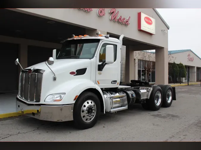2015 Peterbilt 579a973832c31fe2386f4a512b982f6ab5f