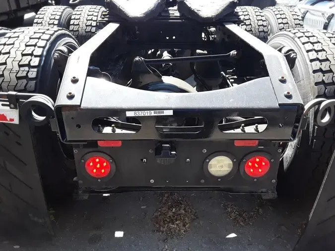 2019 VOLVO VNL64T-300a976f3f141740e10d0142cbaa34c6885