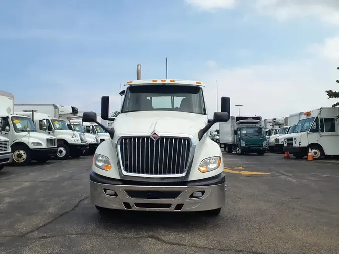 2020 NAVISTAR INTERNATIONAL LT625 DAYCAB T/A