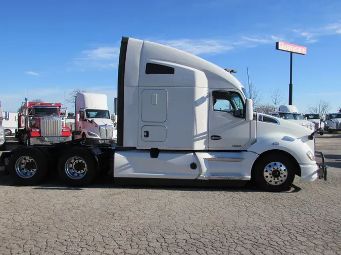 2021 Kenworth T680