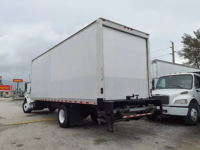 2018 FREIGHTLINER/MERCEDES M2 106