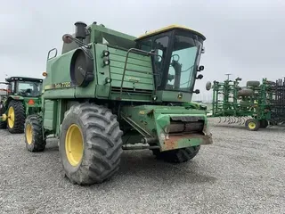 1981 John Deere 7720
