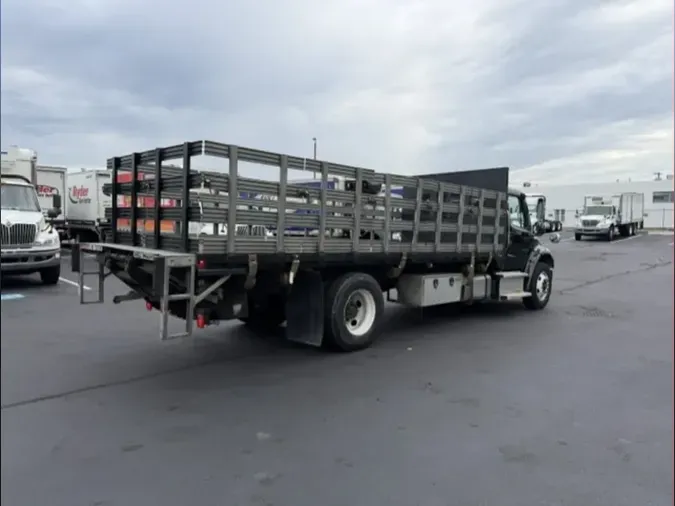 2019 FREIGHTLINER/MERCEDES M2 106