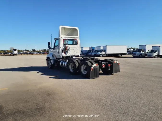2019 NAVISTAR INTERNATIONAL LT625 DAYCAB T/A