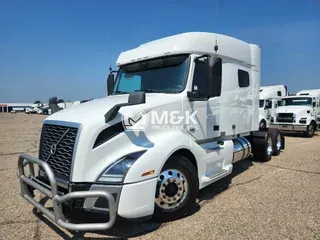 2022 VOLVO VNL64T740