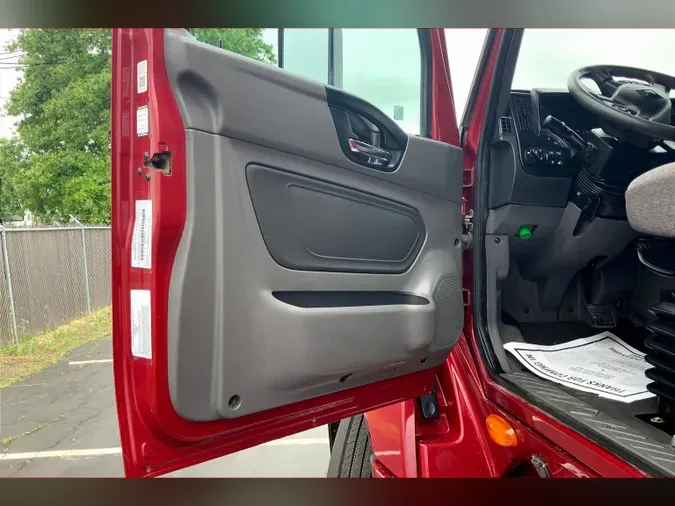2021 INT LT625 6x4