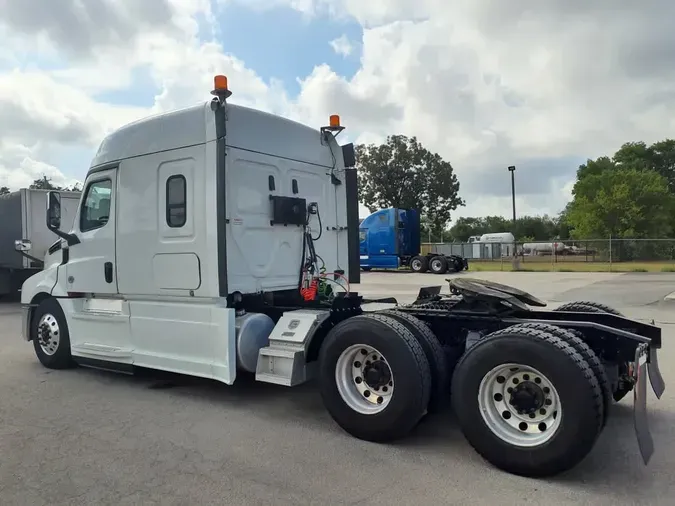 2020 FREIGHTLINER NEW CASCADIA PX12664