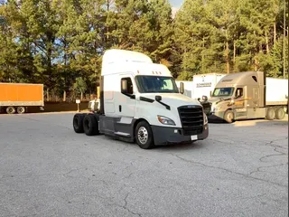 2020 Freightliner Cascadia