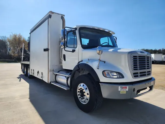 2017 FREIGHTLINER/MERCEDES M2 112