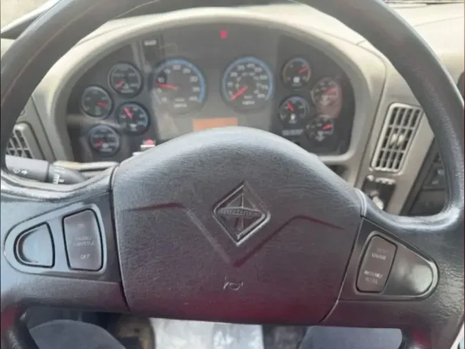 2017 NAVISTAR INTERNATIONAL 4300