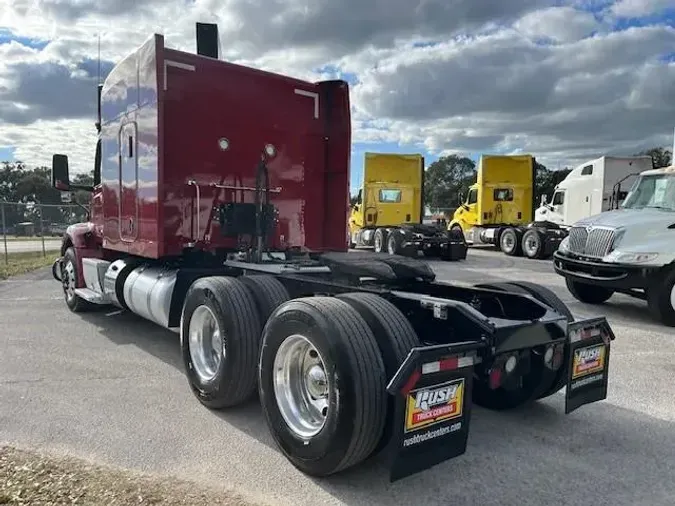 2022 Peterbilt 579