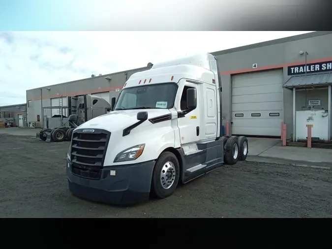 2021 Freightliner Cascadia 126a988bc0e694982646fa07f46174b5762