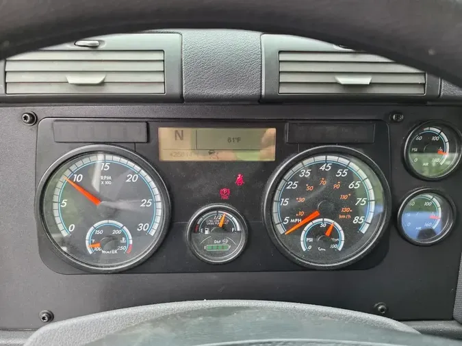 2017 FREIGHTLINER CASCADIA 125