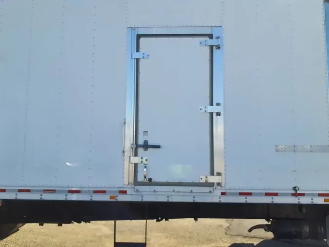 2018 FREIGHTLINER/MERCEDES M2 106
