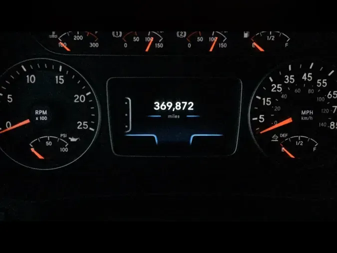 2022 International LT625a98a6cb6a0208dd45a13abb2c9e28e0e