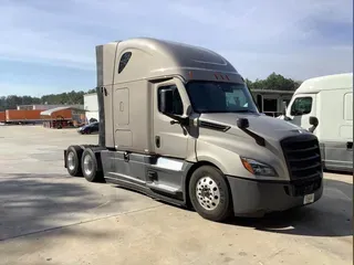 2021 Freightliner Cascadia