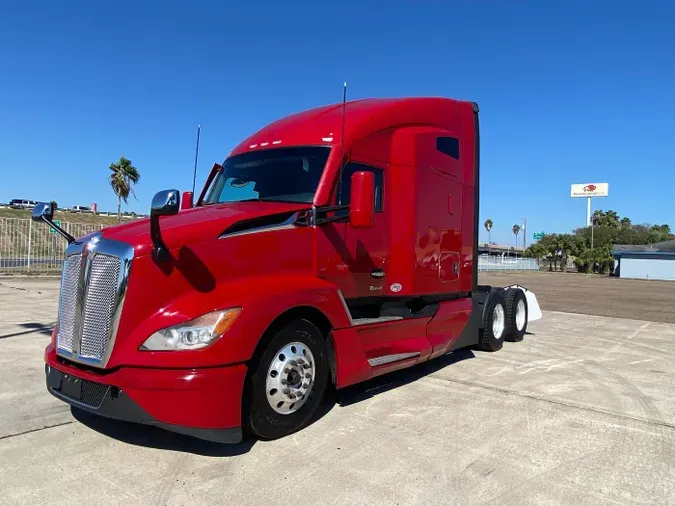 2022 Kenworth T680a98d43ab12892b46cb9433a33b6a2780