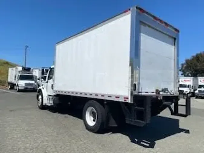 2017 FREIGHTLINER/MERCEDES M2 106